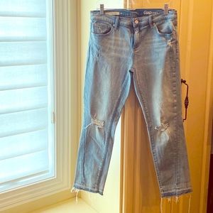 Gap 1969 Girlfriend Jeans
